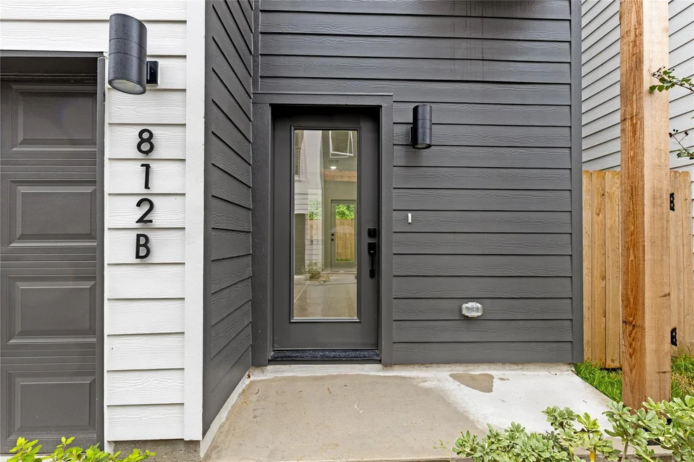 Unit for sale at 812 Elkhart Street, Houston, TX 77091