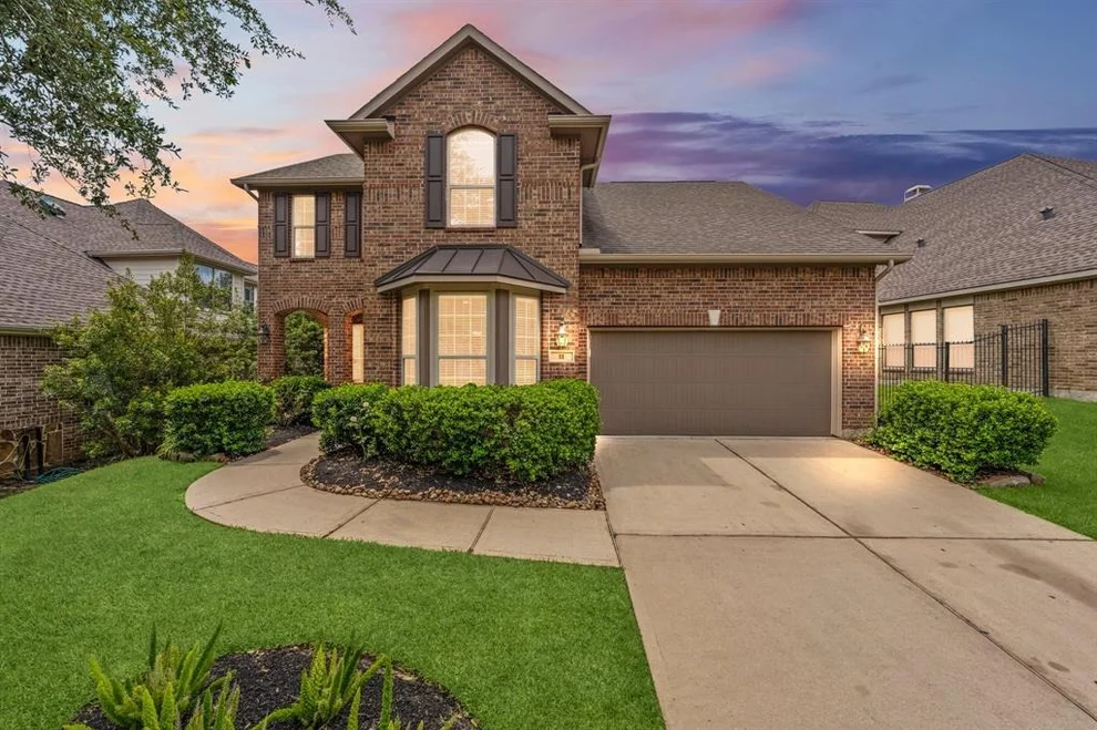 Unit for sale at 11 Woodmoor Place, The Woodlands, TX 77354