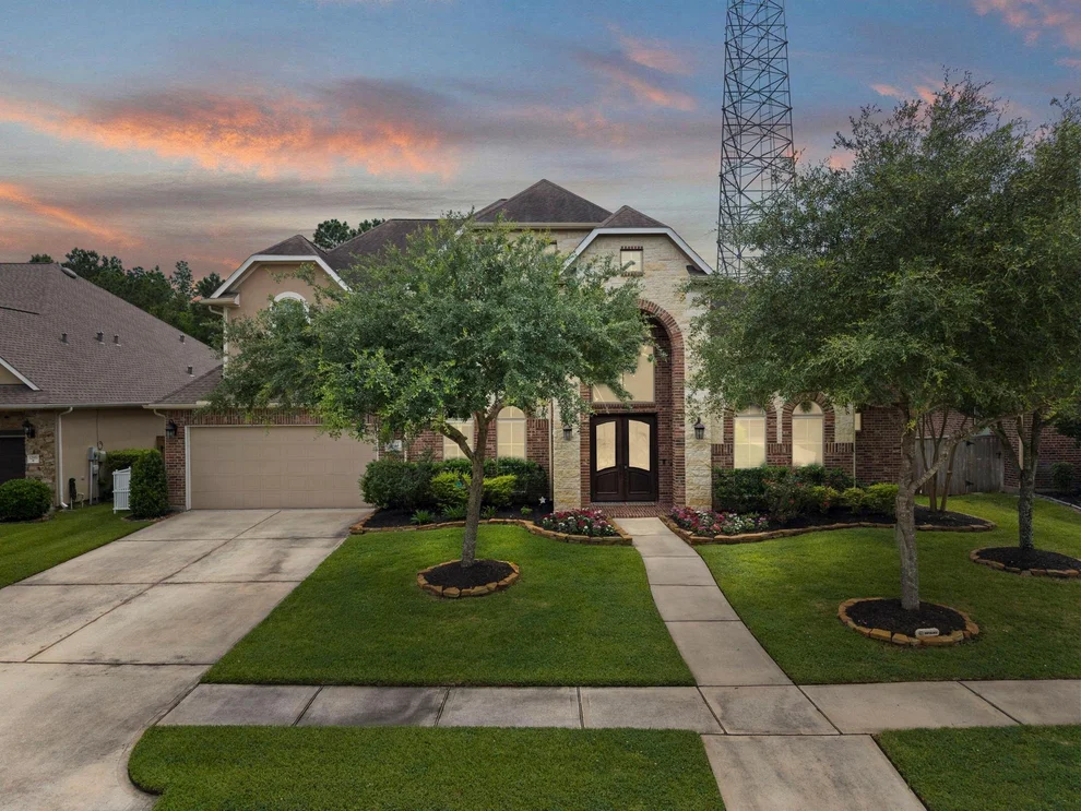 Unit for sale at 12953 Lake Parc Bend Drive, Cypress, TX 77429