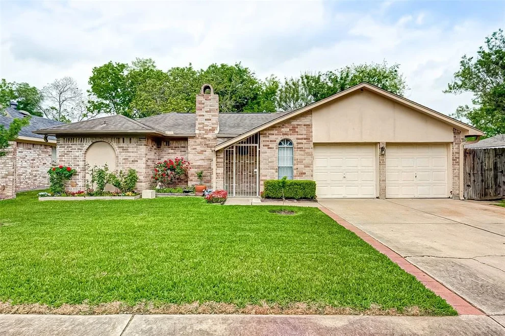 Unit for sale at 12234 Huntington Venture Drive, Houston, TX 77099