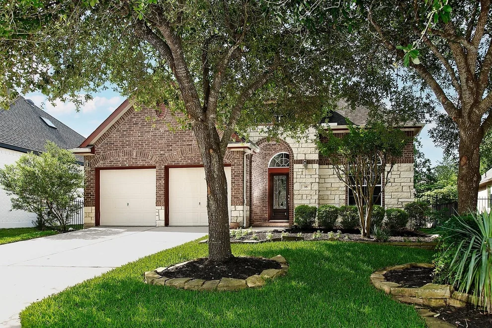 Unit for sale at 35 Granite Path, The Woodlands, TX 77389