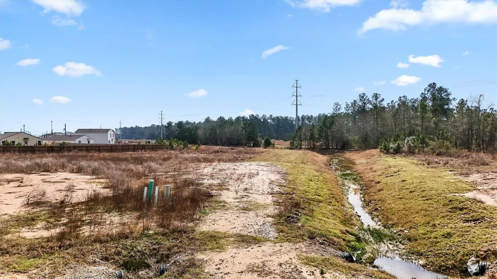 Unit for sale at 315 County Road 5102 F, Cleveland, TX 77327