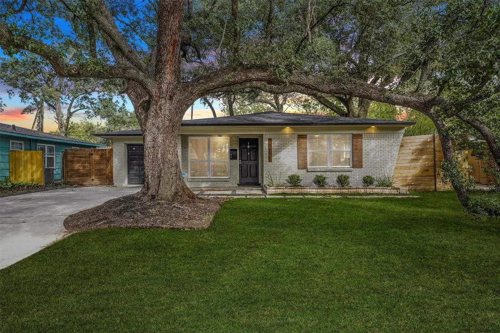 Unit for sale at 4614 Carleen Road, Houston, TX 77092