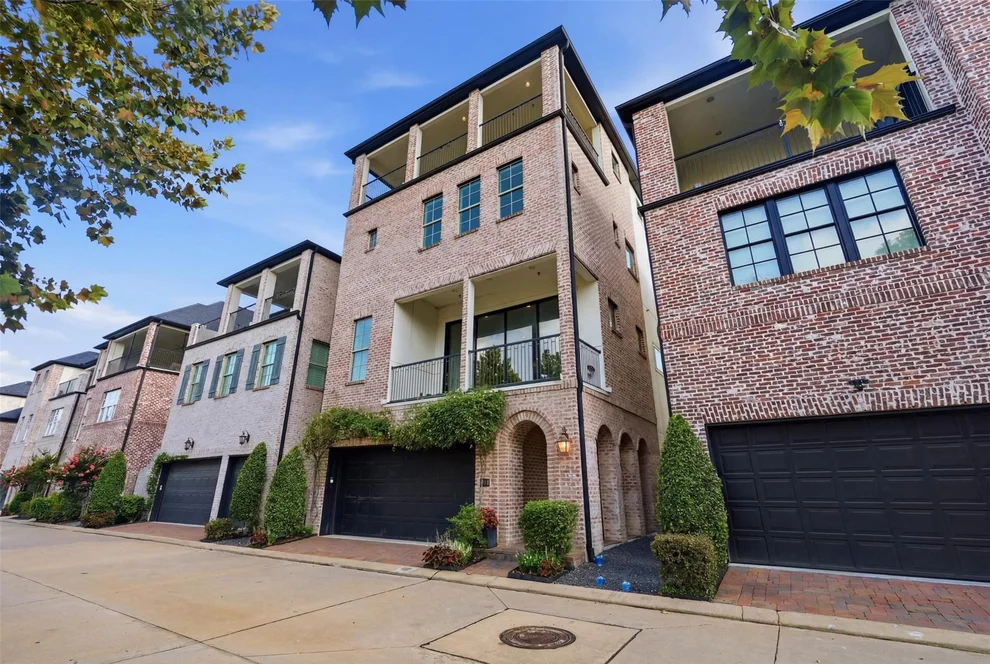 Unit for sale at 6022 Cottage Grove Lake Drive, Houston, TX 77007
