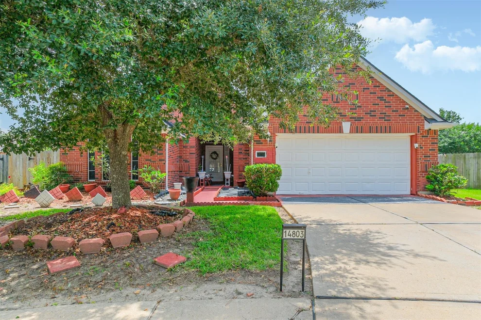 Unit for sale at 14803 Hemlock Bridge Court, Sugar Land, TX 77498