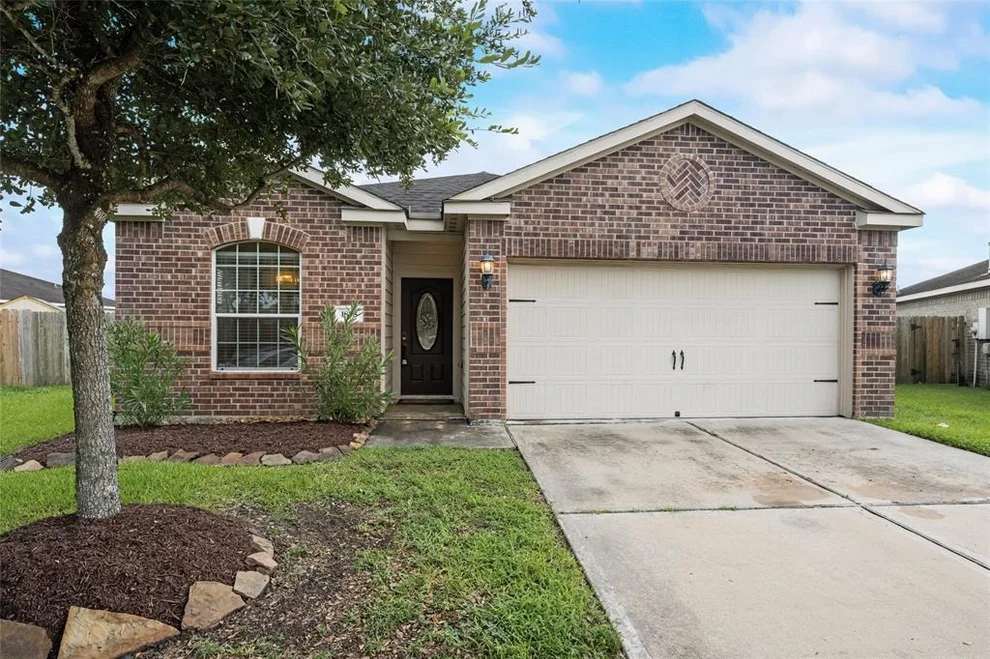 Unit for sale at 1858 Opal Peach Drive, Rosharon, TX 77583