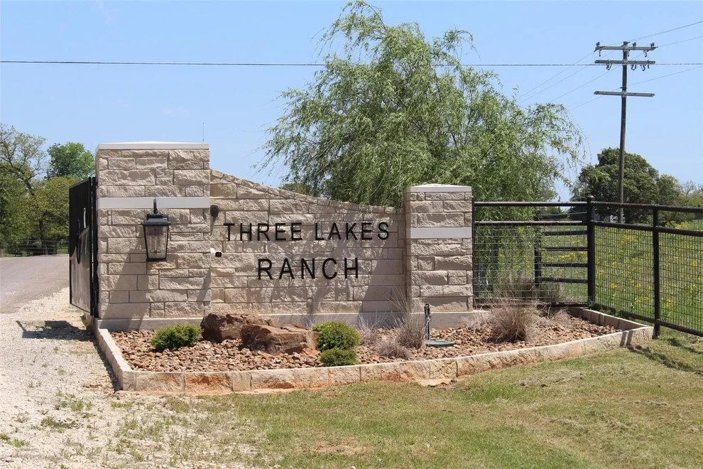 Unit for sale at TR# 12 Pr 1313, Centerville, TX 75833