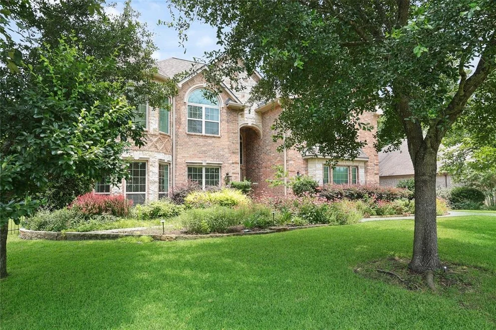 Unit for sale at 5451 Harvest Oak Landing Drive, Spring, TX 77386