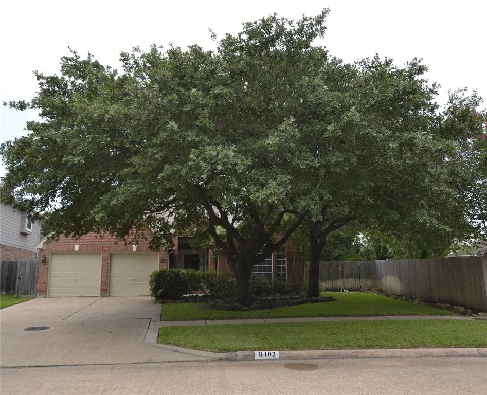 Unit for sale at 8402 East Copper Lakes Dr, Houston, TX 77095
