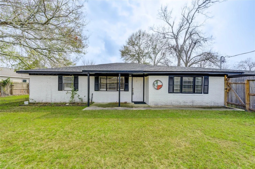 Unit for sale at 1009 Susan Street, Dayton, TX 77535