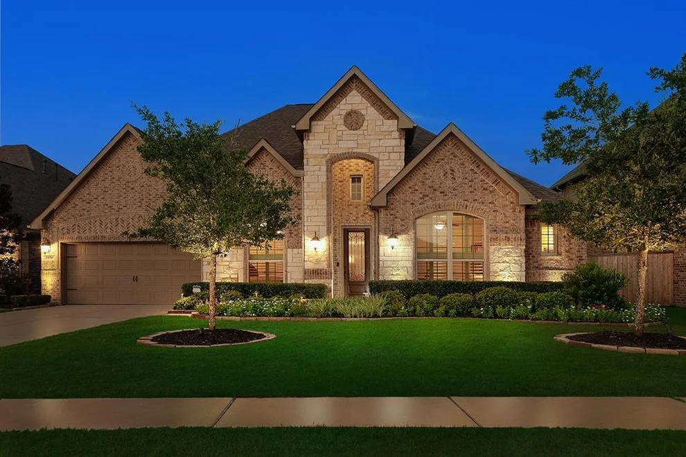 Unit for sale at 25318 Angelwood Springs Lane, Tomball, TX 77375