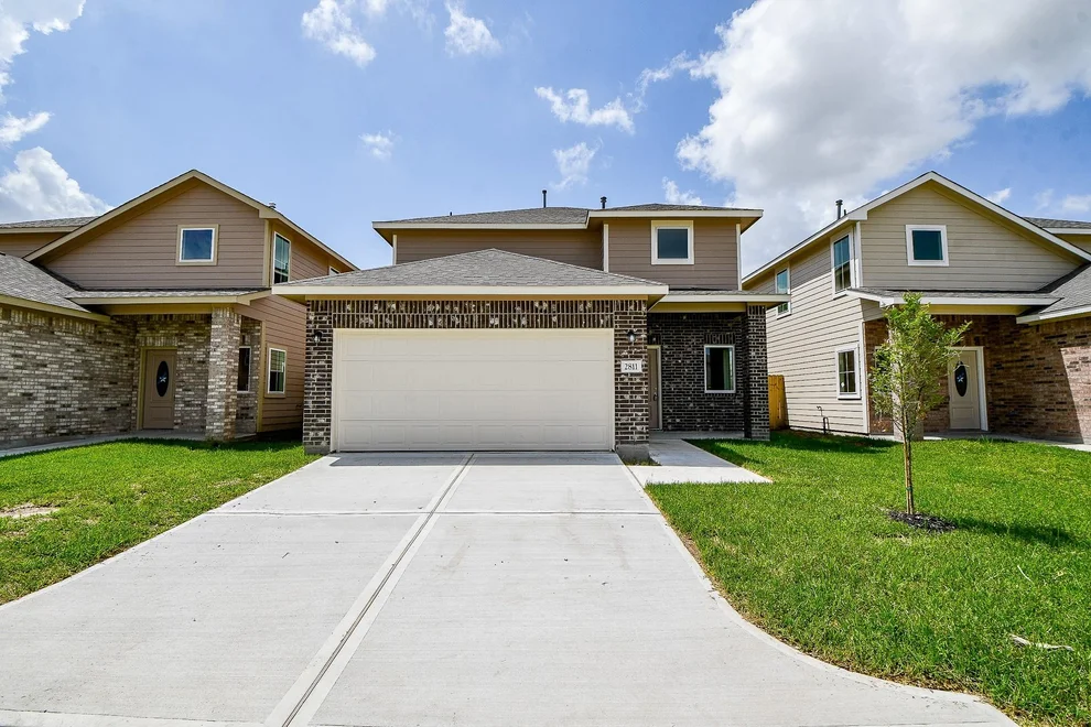 Unit for sale at 2811 Topiary Lane, Houston, TX 77014