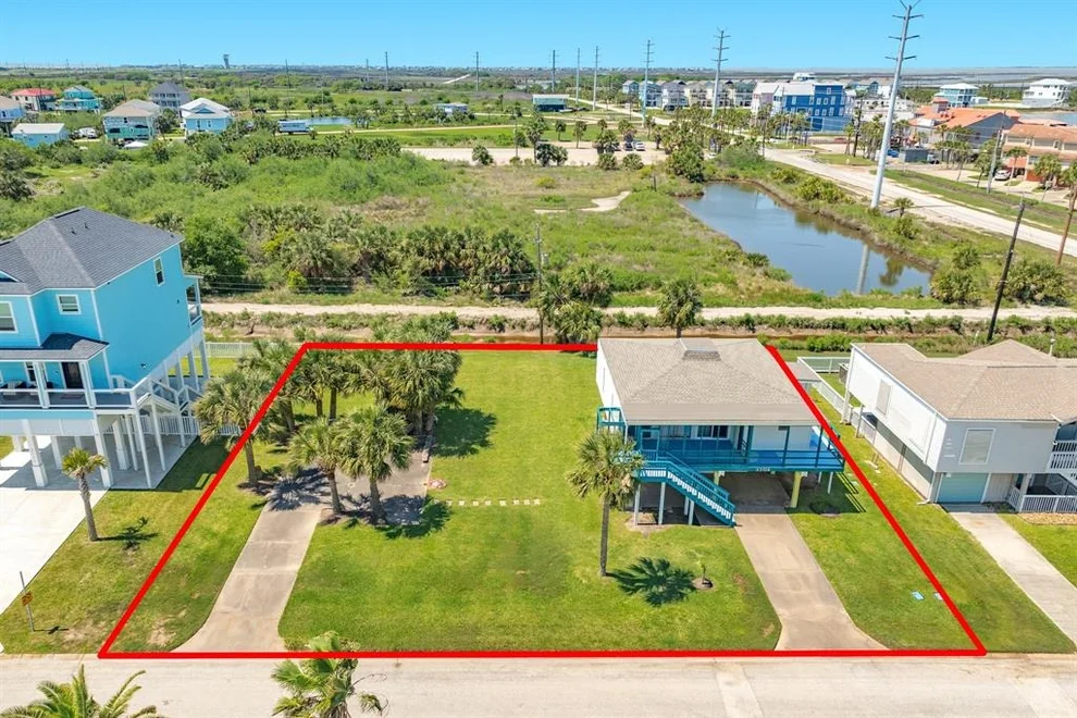 Unit for sale at 3709-3713 Marina Boulevard, Galveston, TX 77554