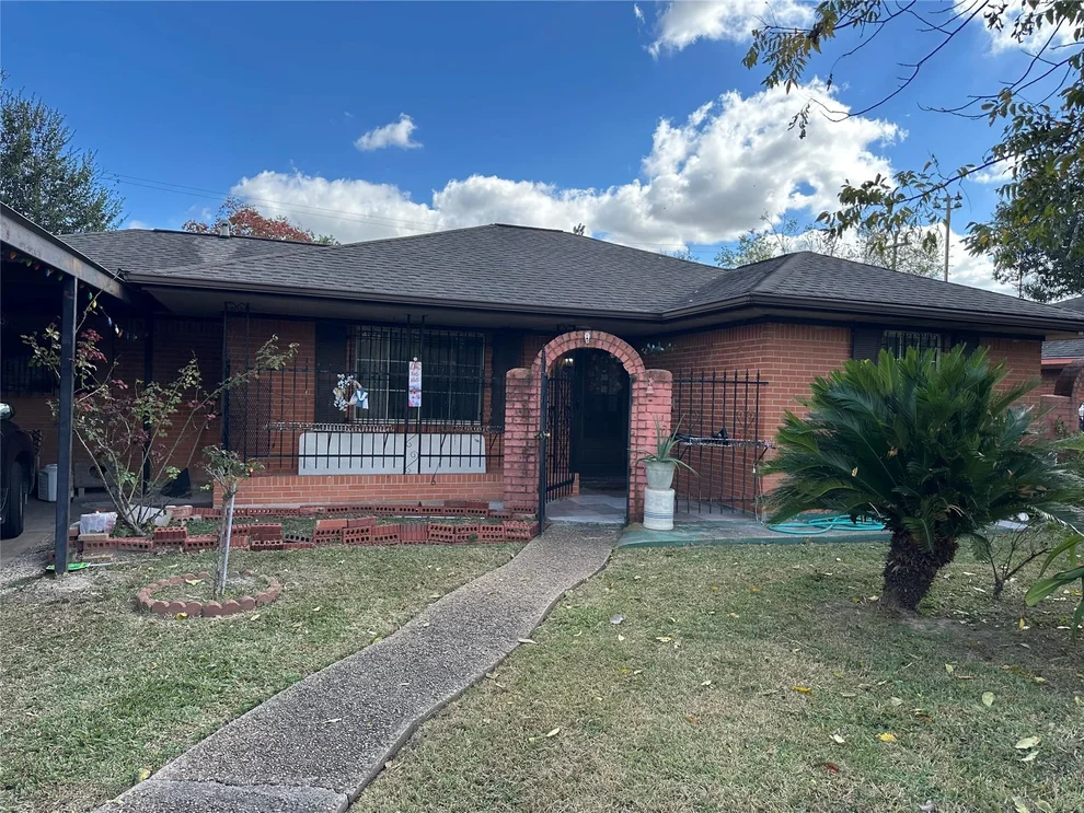 Unit for sale at 7006 Werner Street, Houston, TX 77076