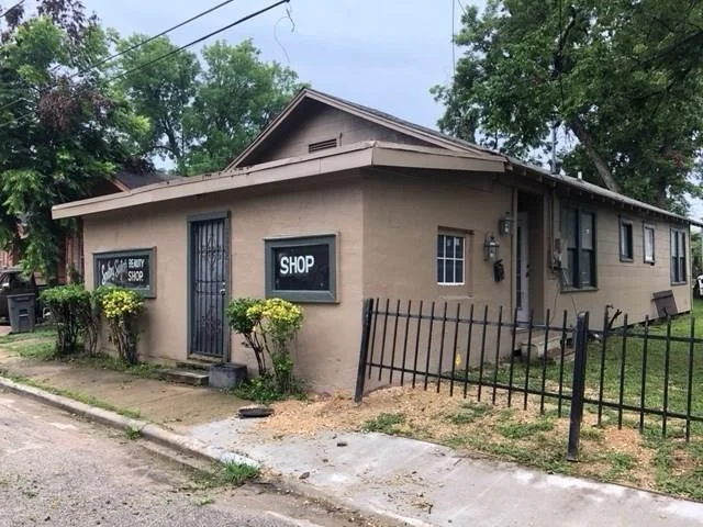 Unit for sale at 2826 Drew Street, Houston, TX 77004
