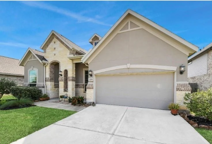Unit for sale at 2215 Keystone Ridge Lane, Richmond, TX 77469