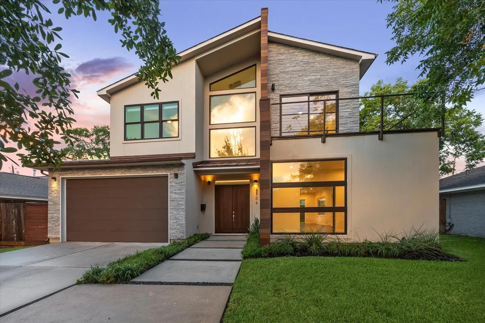Unit for sale at 2106 Nina Lee Lane, Houston, TX 77018