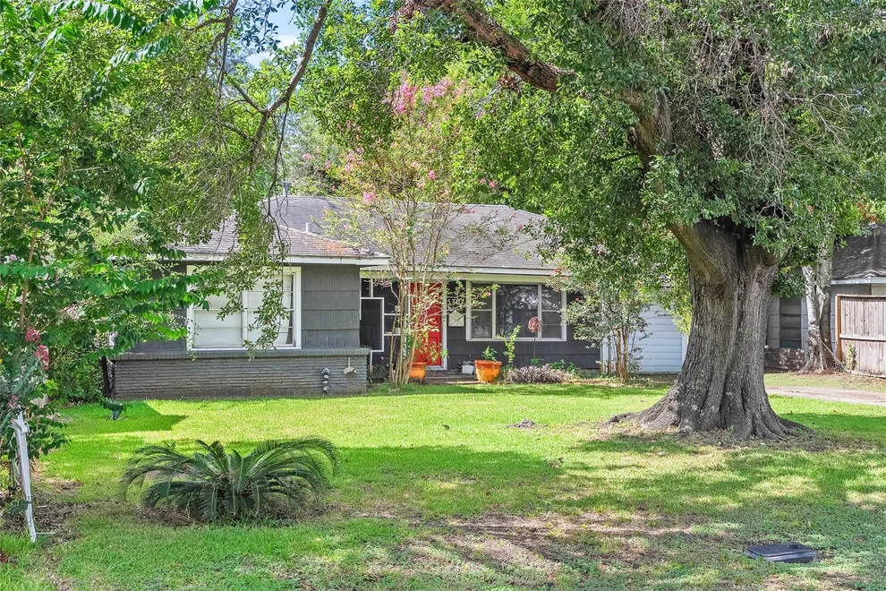 Unit for sale at 5307/9/11/13 Palmetto Street, Houston, TX 77081