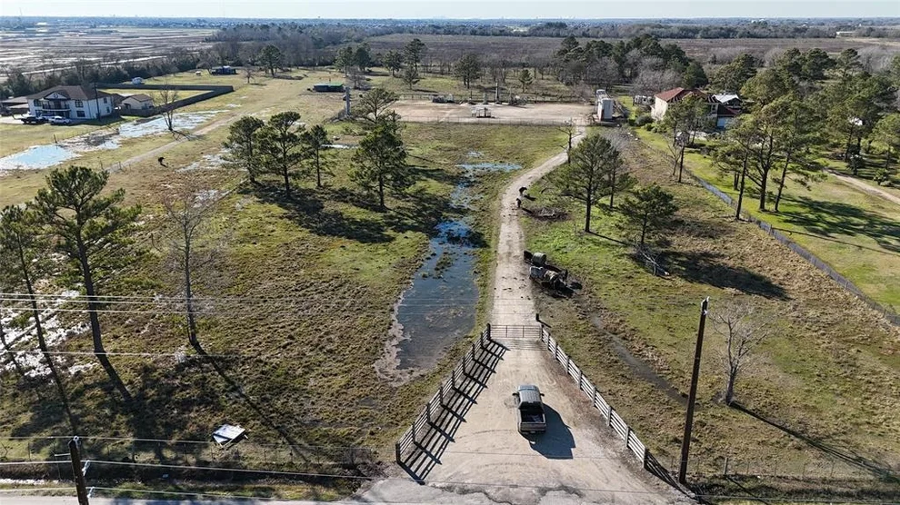 Unit for sale at 0 N Main St Street, Baytown, TX 77521