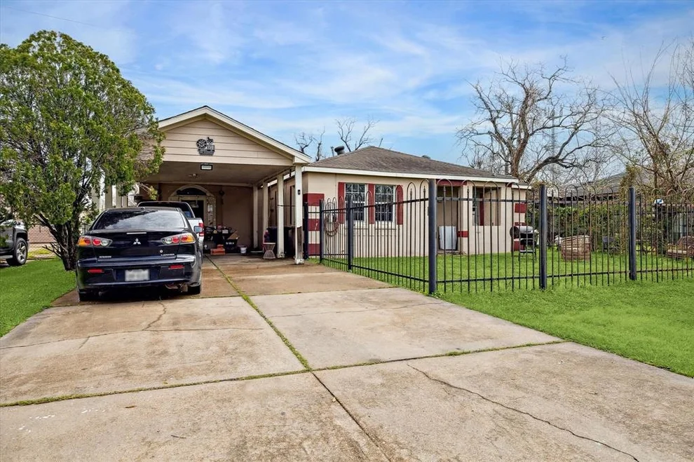 Unit for sale at 1501 Sheryl Street, Houston, TX 77029