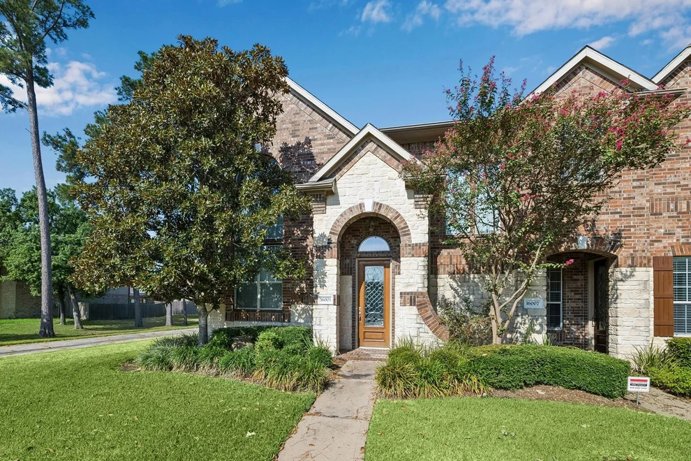 Unit for sale at 16003 Powder Springs Lane, Houston, TX 77070