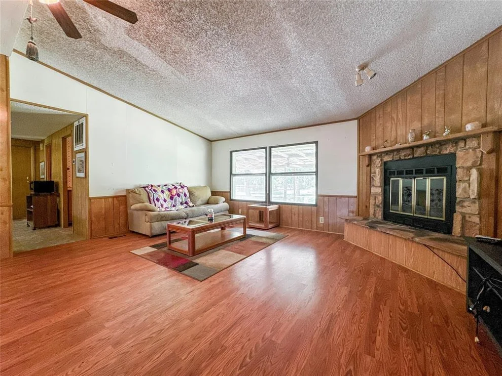 Unit for sale at 5903 Parr Court, Damon, TX 77430