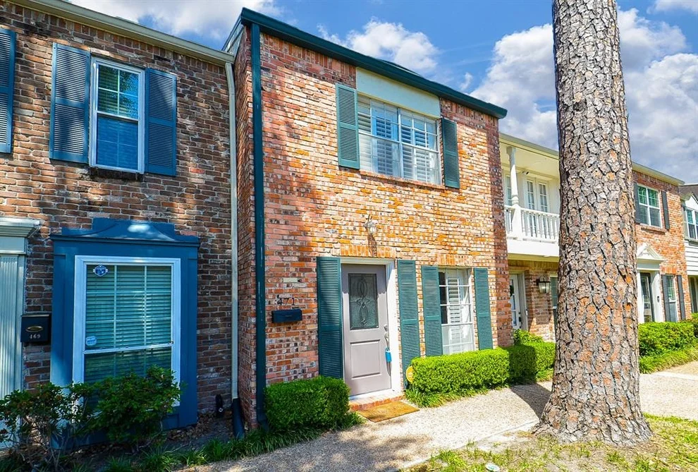 Unit for sale at 471 Bendwood Drive, Houston, TX 77024