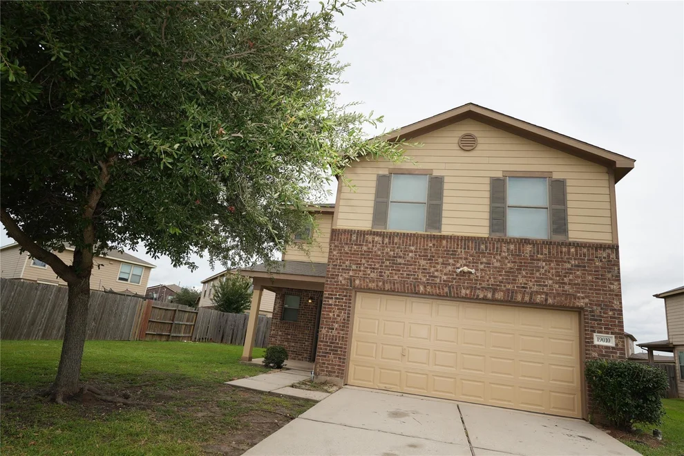 Unit for sale at 19010 Remington Springs Dr, Houston, TX 77073