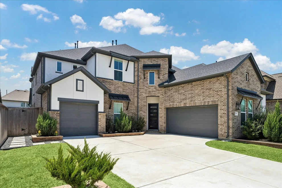 Unit for sale at 10414 Lyra Glen Lane, Richmond, TX 77406