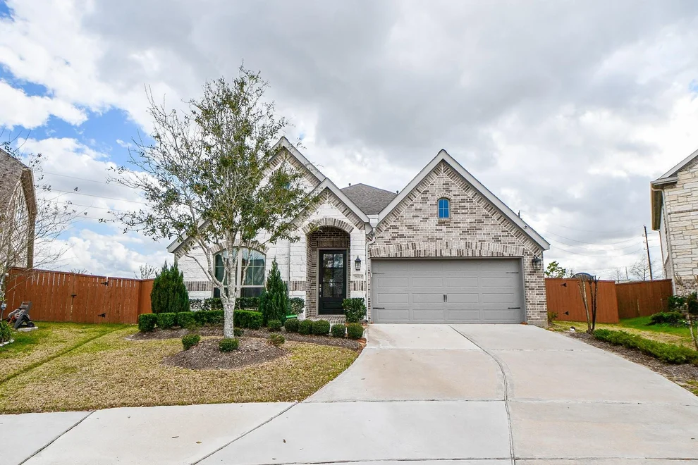 Unit for sale at 13042 Sheildaig Street, Richmond, TX 77407