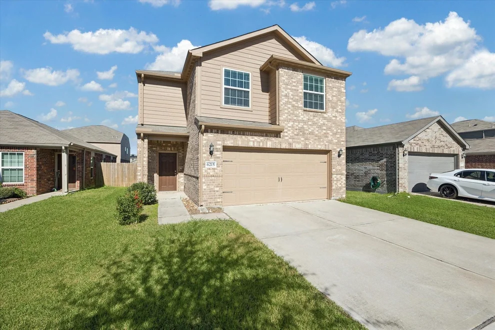 Unit for sale at 6215 El Turquesa Drive Drive, Houston, TX 77048