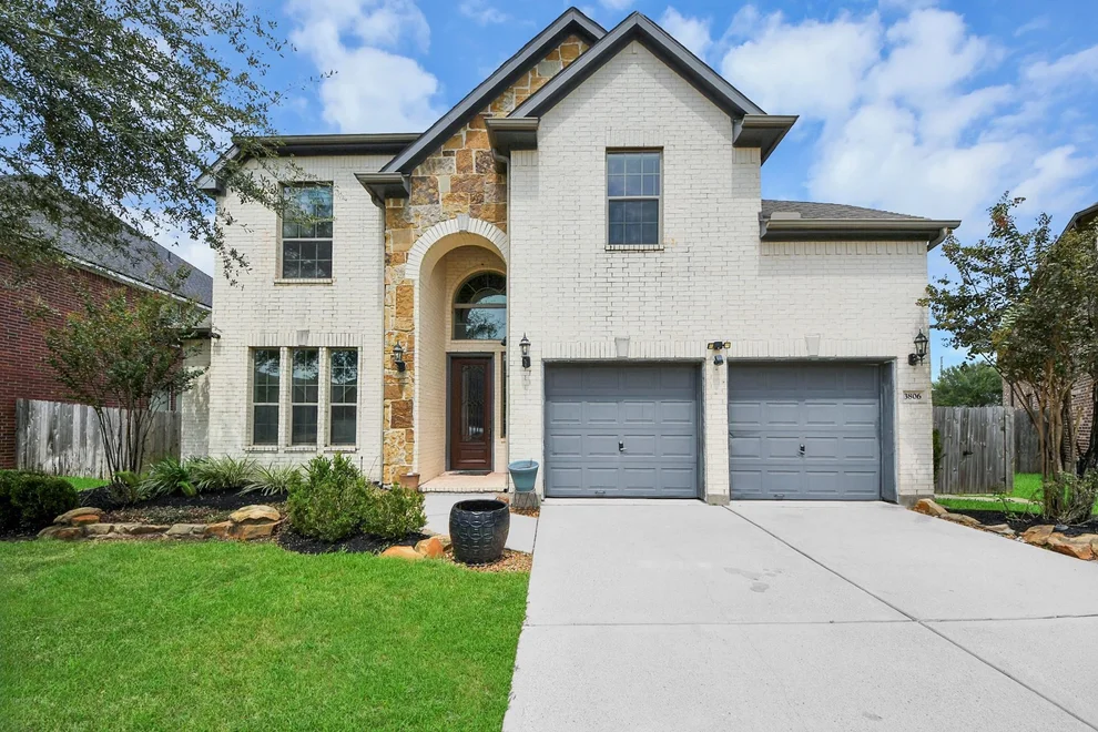 Unit for sale at 3806 Pearl Pass Lane, Sugar Land, TX 77479