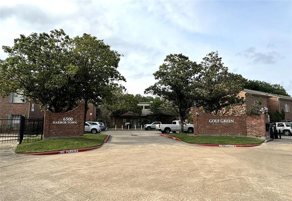 Unit for sale at 6500 Harbor Town Drive, Houston, TX 77036