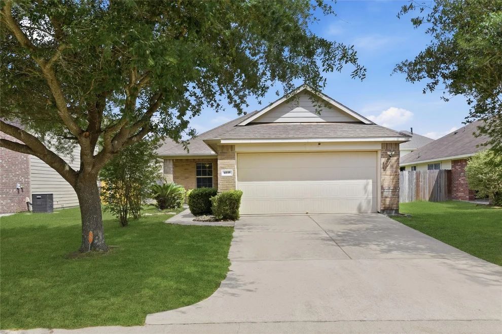 Unit for sale at 4335 Plumeria Avenue, Baytown, TX 77521