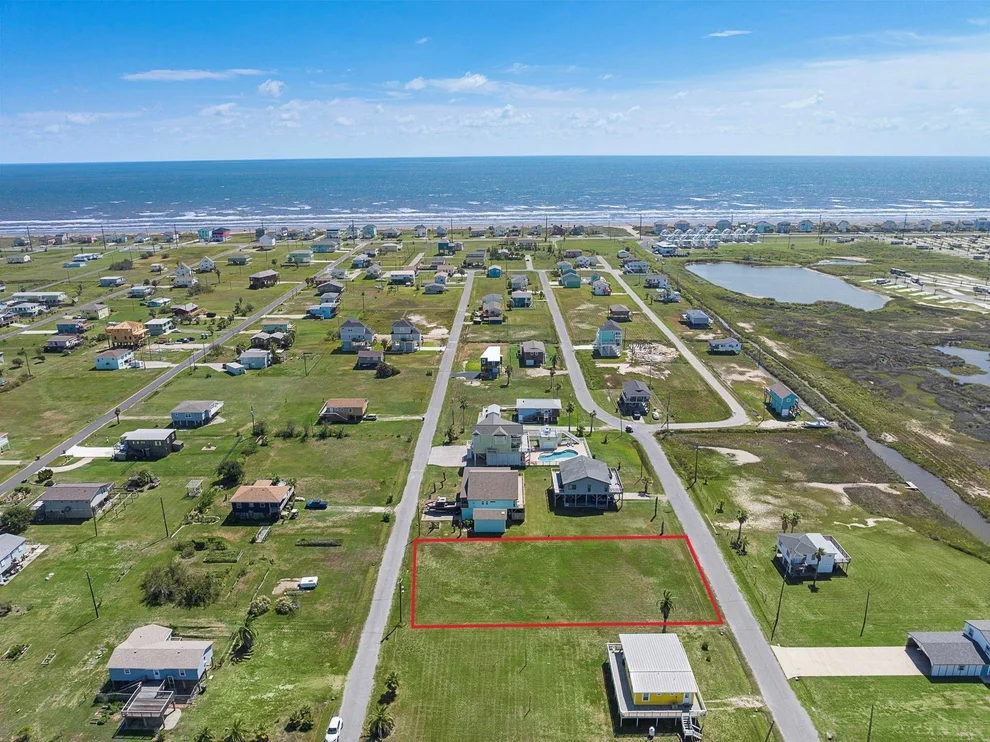 Unit for sale at 3922 5th Street, Galveston, TX 77554