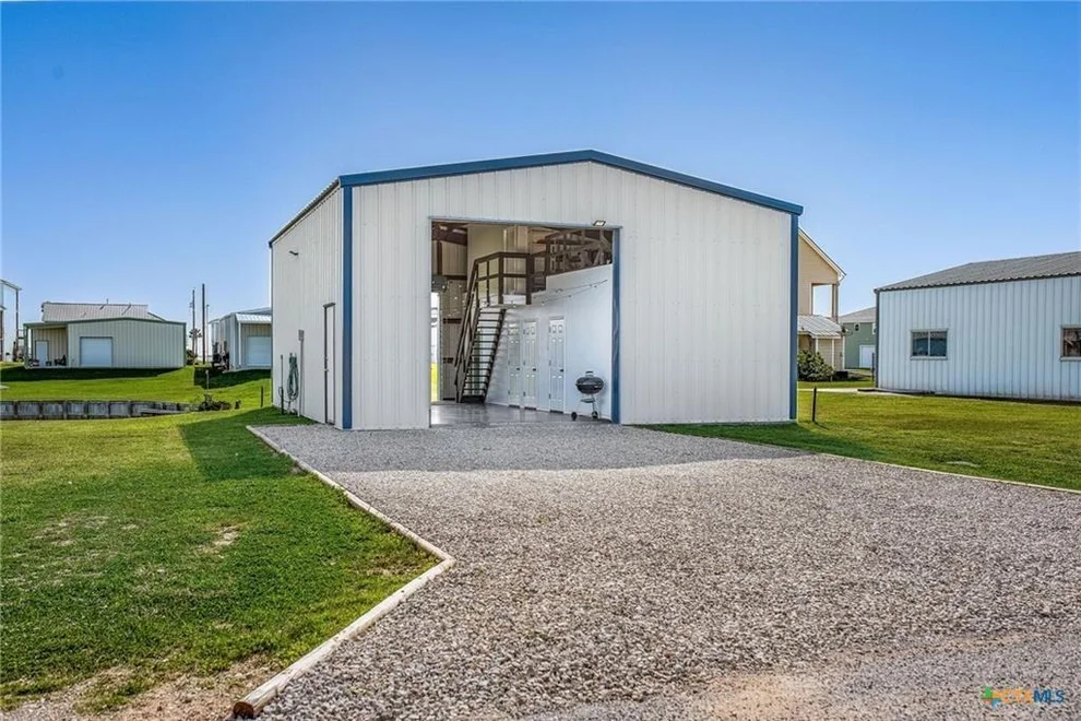 Unit for sale at 37 Snapper Landing, Port Lavaca, TX 77979