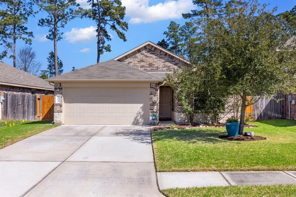 Unit for sale at 13938 Nicolet Arbor Lane, Conroe, TX 77384