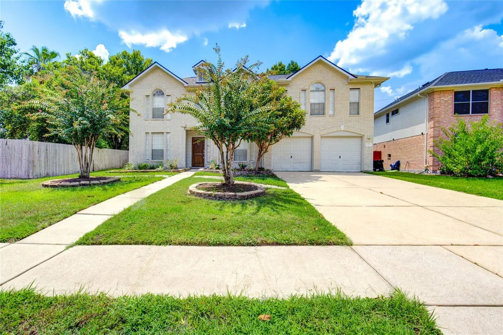 Unit for sale at 7726 Las Flores Drive, Houston, TX 77083