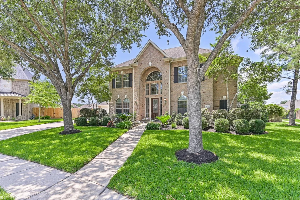 Unit for sale at 3337 Prince George Drive, Friendswood, TX 77546