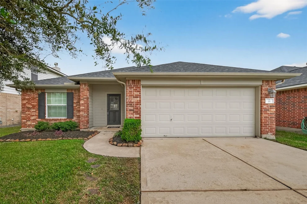 Unit for sale at 18 Carmel Chase Court, Manvel, TX 77578