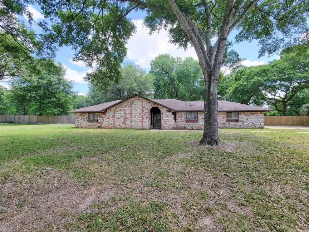 Unit for sale at 24802 Lori Lane, Magnolia, TX 77355