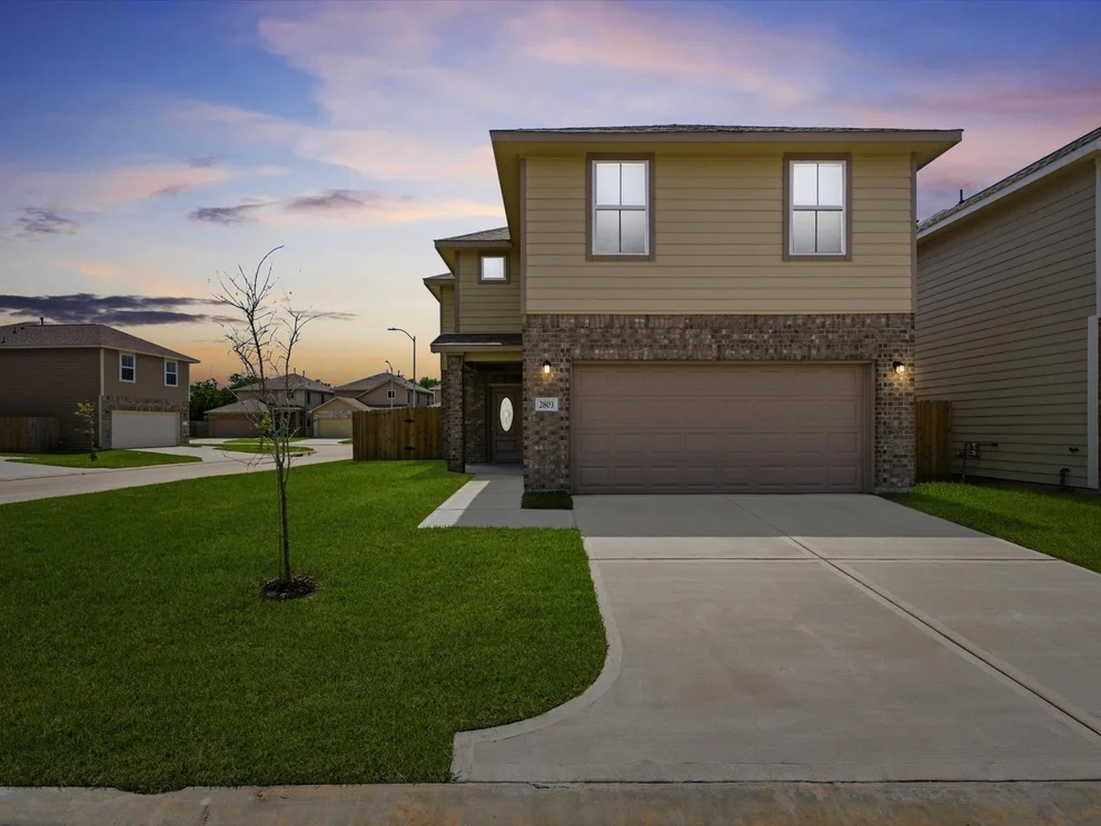 Unit for sale at 2811 Bowlin Leaf Lane, Houston, TX 77014