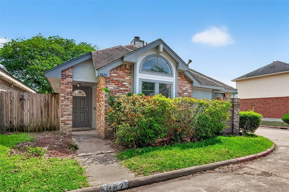 Unit for sale at 13825 Purplemartin Street, Houston, TX 77083