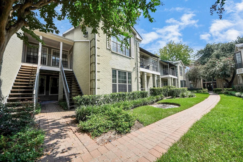 Unit for sale at 2700 Revere Street, Houston, TX 77098
