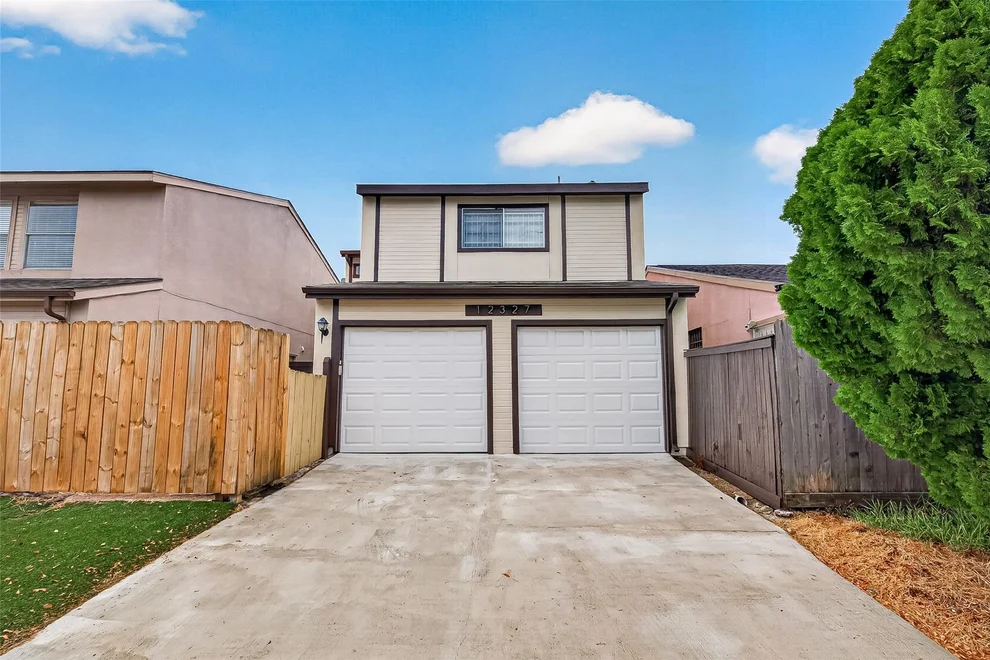 Unit for sale at 12327 Crest Lake Drive, Houston, TX 77072