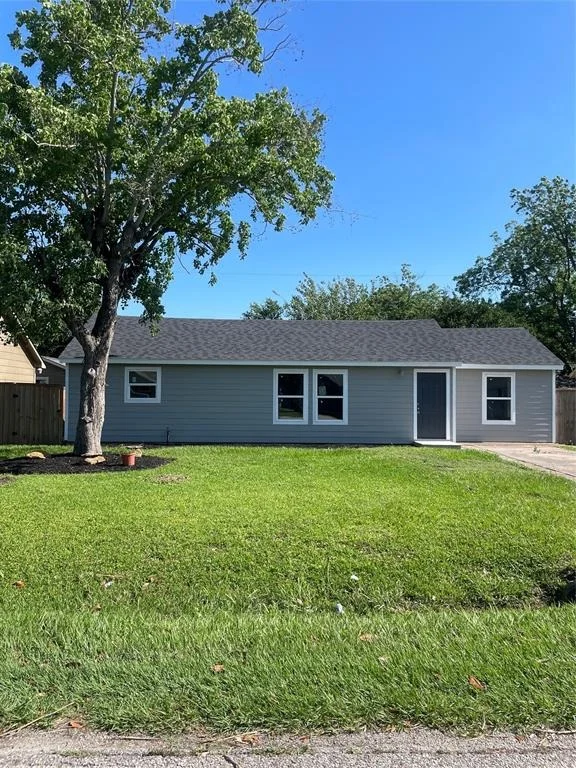 Unit for sale at 2618 Kingsdale Drive, Deer Park, TX 77536