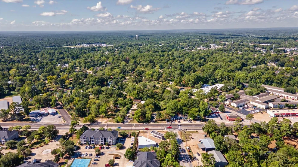 Unit for sale at 3002 Sam Houston Avenue, Huntsville, TX 77340
