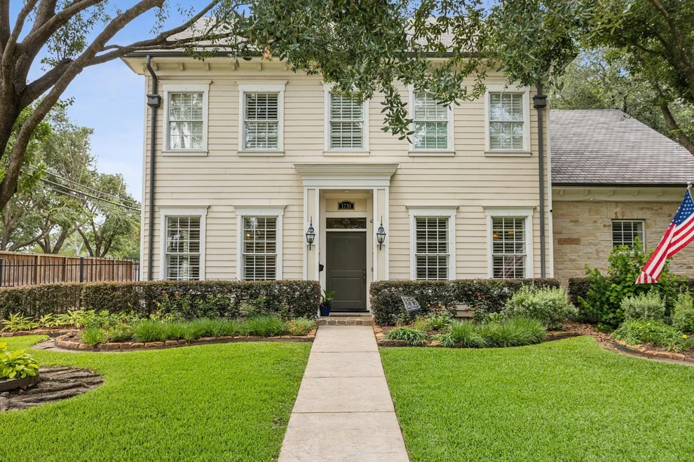 Unit for sale at 1730 Hewitt Drive, Houston, TX 77018