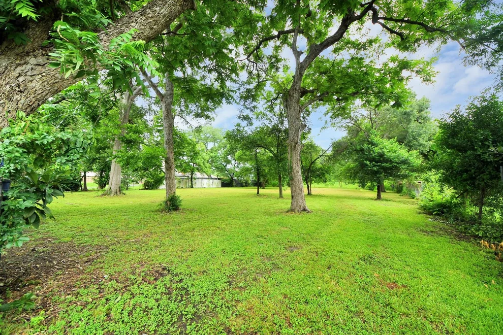Unit for sale at 0 Stuebner Airline, Houston, TX 77091