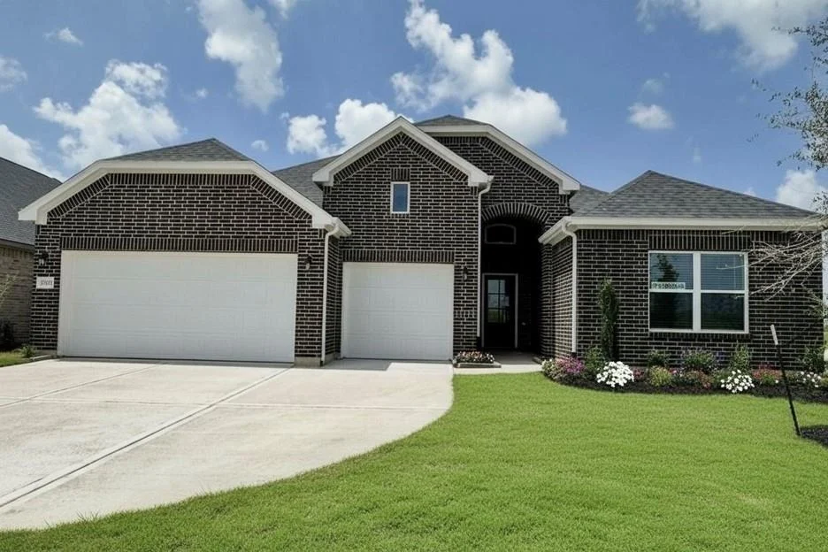 Unit for sale at 13631 Lago Vista Drive, Iowa Colony, TX 77583